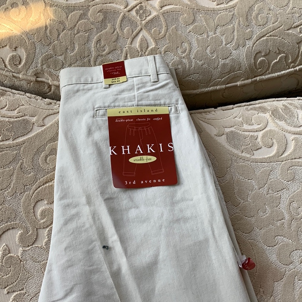 Men’s Khakis